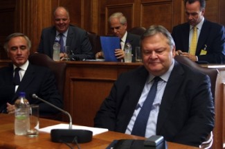 Venizelos briefs Parliament - evenizelos.gr